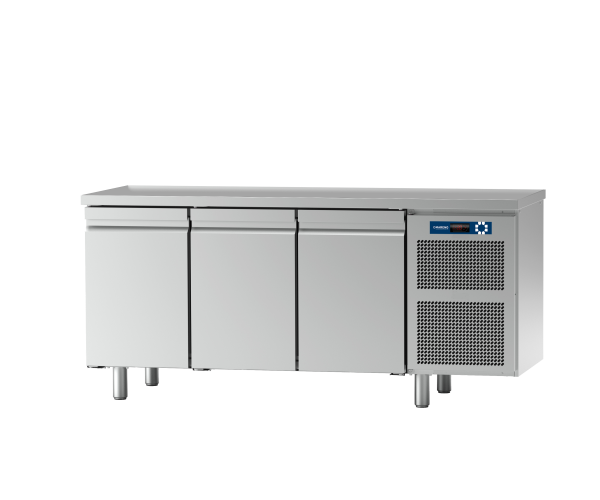 COUNTER M0 3 DOOR -10-20°C NO BACKSPLASH